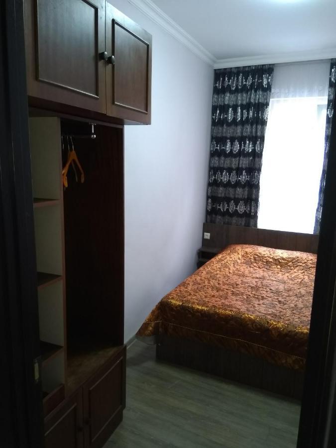 Flat in Batumi Hotell Eksteriør bilde